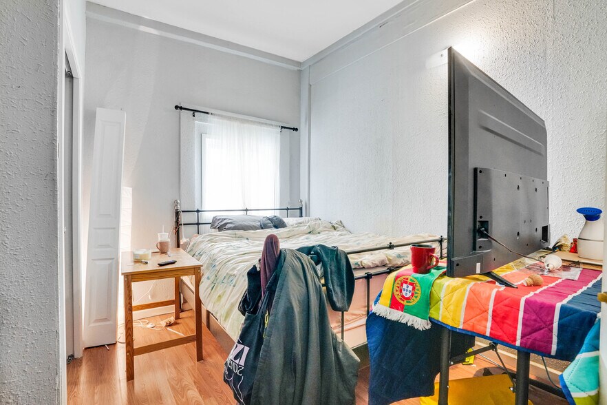 More Photos Of 434 Meredith Rd NE, Calgary Land For Sale