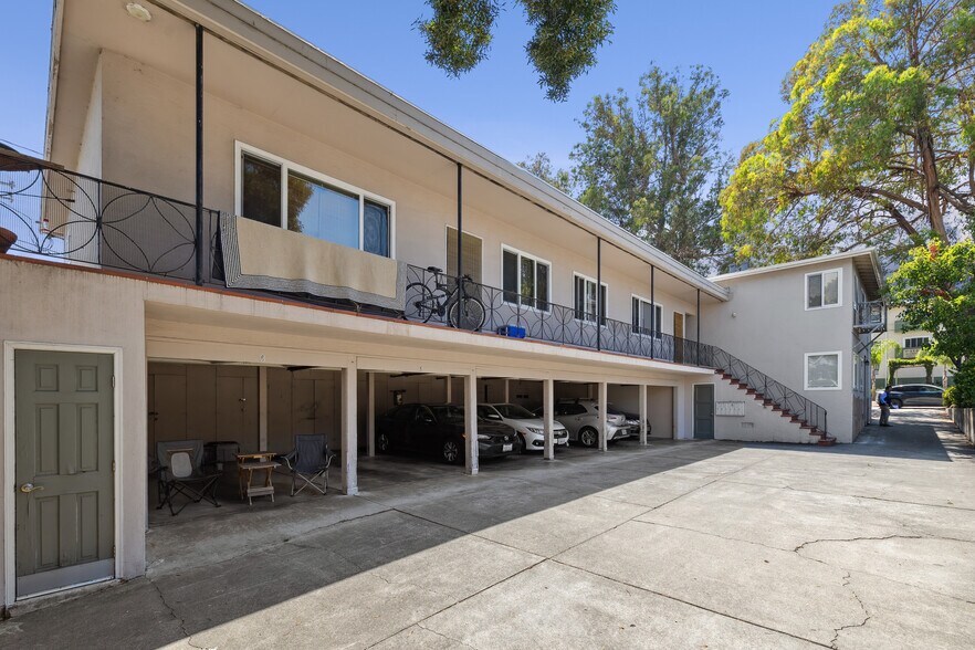 More Photos Of 1140 El Camino Real, Burlingame Apartments For Sale