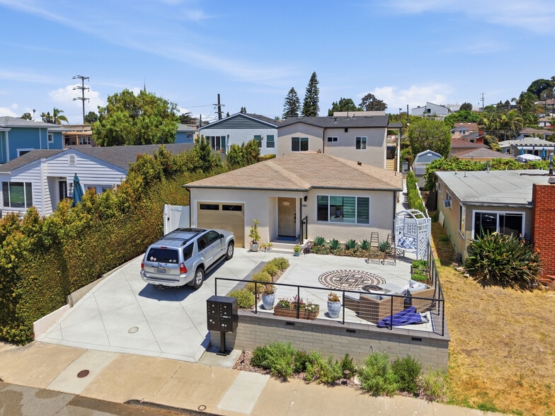 More Photos Of 3650 Quimby St, San Diego Multifamily For Sale