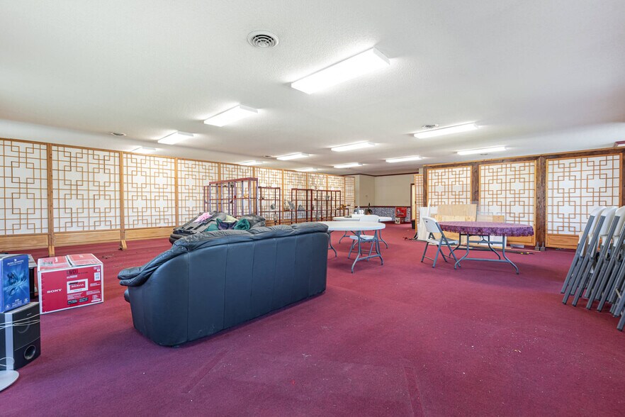 More Photos Of 7340 Bridgewater Rd, Dayton Warehouse For Lease