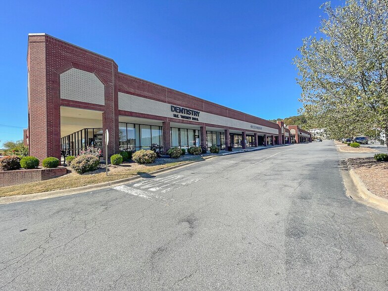 More Photos Of 201 Skyline Dr, Conway Unknown For Lease