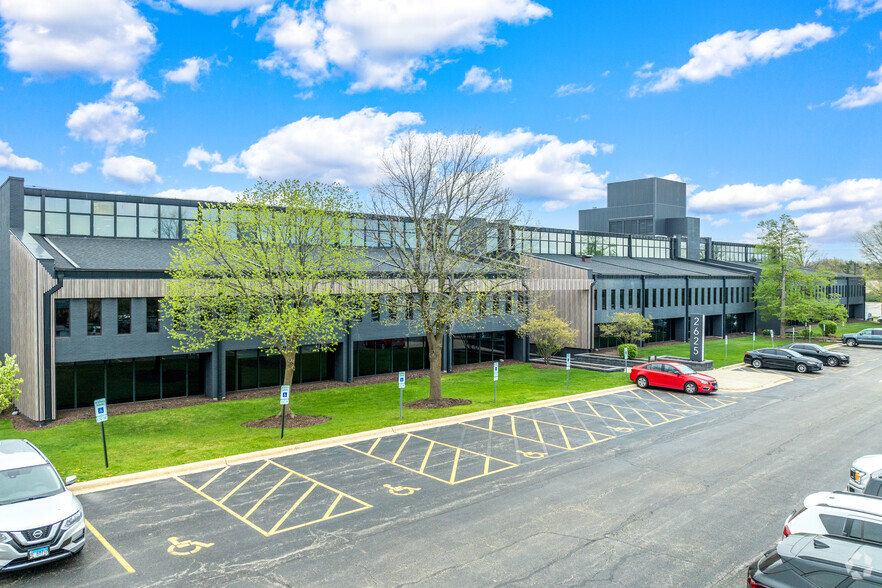 Primary Photo Of 2625 Butterfield Rd, Oak Brook Medical For Lease