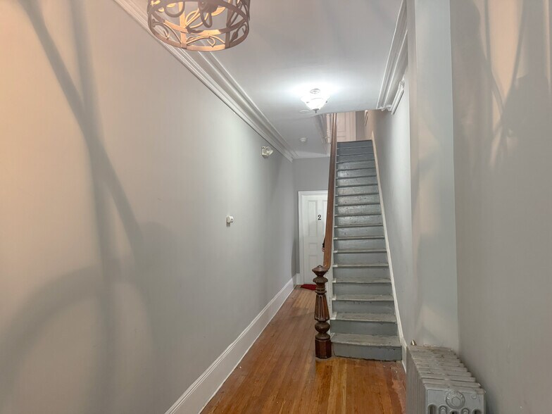 More Photos Of 814 Park Ave, Baltimore Apartments For Sale