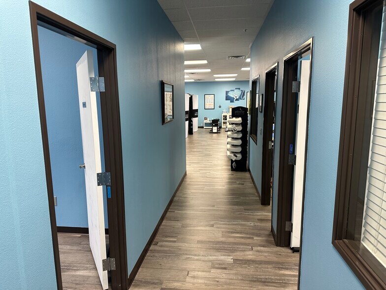 More Photos Of 5920 S Rainbow Blvd, Las Vegas Office For Sale