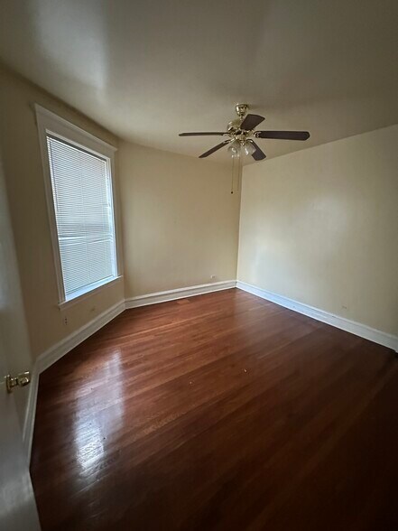 More Photos Of , Chicago Multifamily For Sale