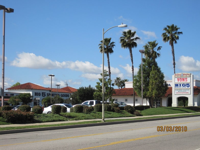 More Photos Of 16930 San Fernando Mission Blvd, Granada Hills Unknown For Lease