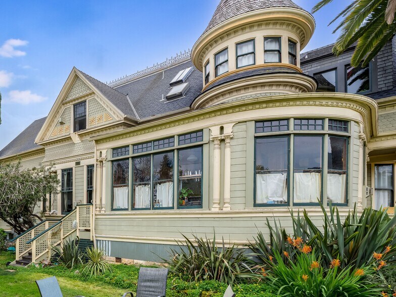 More Photos Of 687 Islay St, San Luis Obispo Apartments For Sale