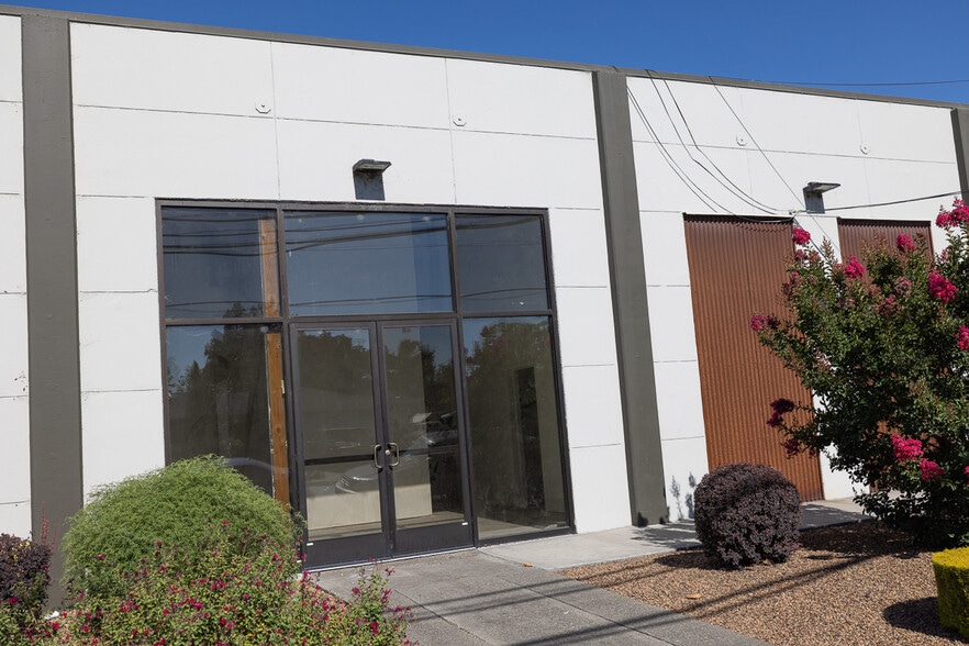 More Photos Of 3075 Coffey Ln, Santa Rosa Industrial For Lease