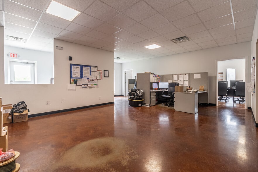 More Photos Of 544 Meadowlark Dr, Monroe Warehouse For Sale