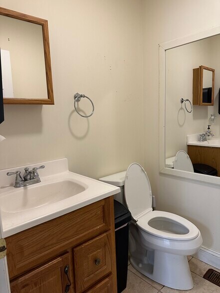 More Photos Of 640 Belle Terre Rd, Port Jefferson Medical For Lease