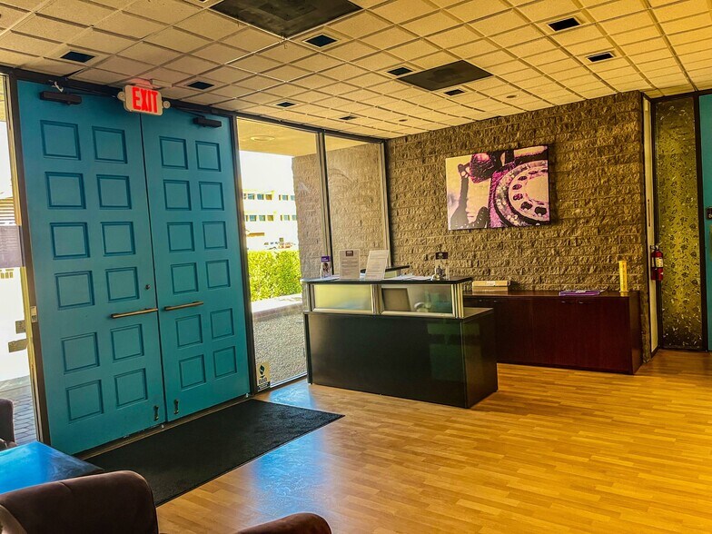 More Photos Of 3820 N 3rd St, Phoenix Office For Sale
