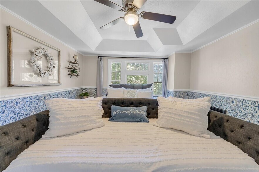 More Photos Of 22732 Middle Camp rd, Sonora Hotel For Sale