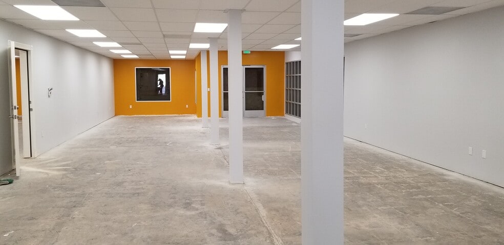 More Photos Of 558-568 N Towne Ave, Pomona Medical For Lease