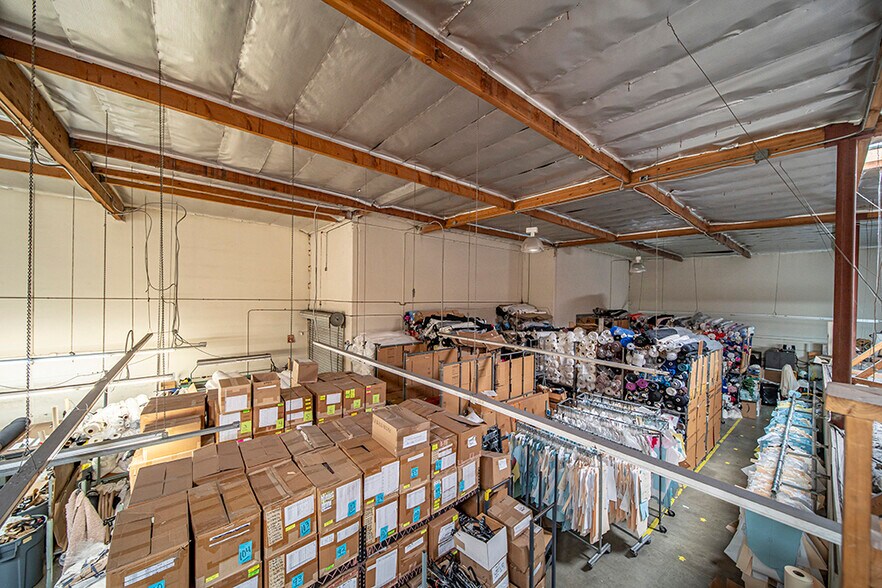 More Photos Of 2000-2020 Hawkins Cir, Los Angeles Manufacturing For Lease