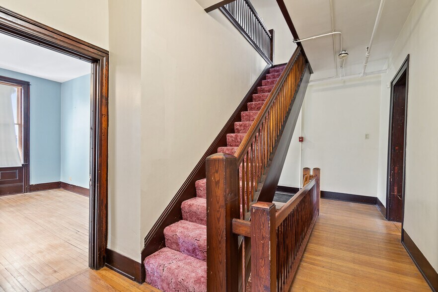 More Photos Of 1435 Market Ave N, Canton Office Residential For Sale