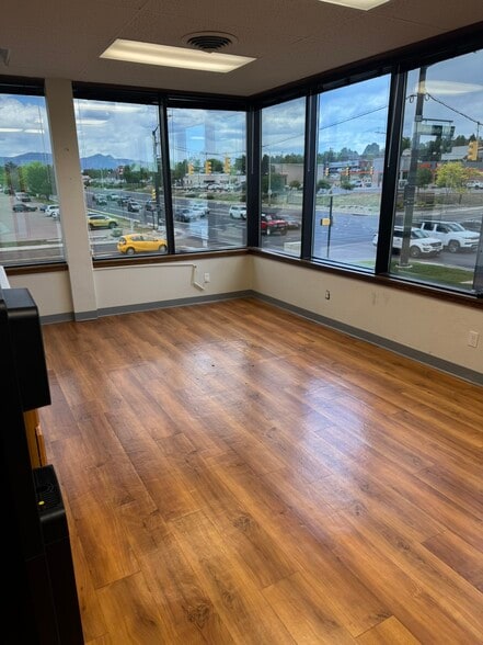 More Photos Of 5390 N Academy Blvd, Colorado Springs Office For Lease