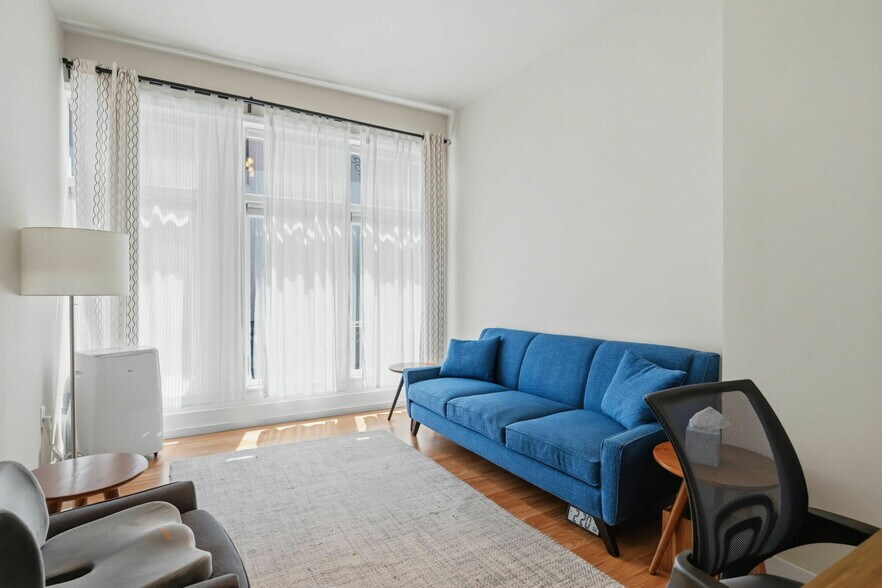 More Photos Of 329 14th St, Oakland Restaurant For Sale