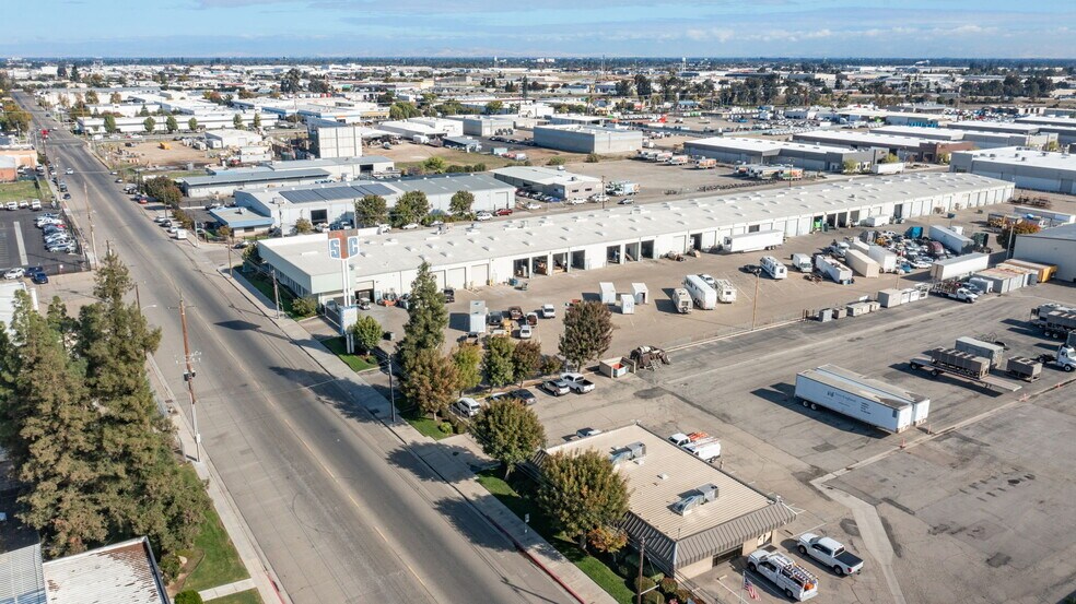 More Photos Of 2695 S Cherry Ave, Fresno Warehouse For Lease