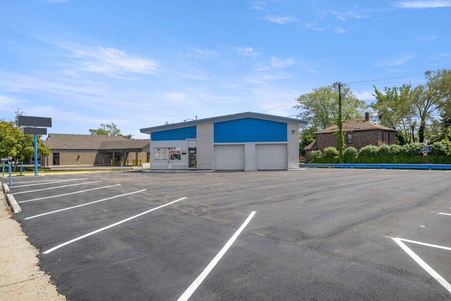 More Photos Of 2225 West Rd, Trenton Research And Development For Lease