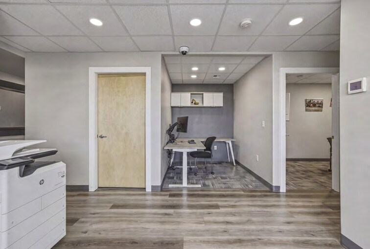 More Photos Of 2213 Henderson Loop, Richland Warehouse For Sale