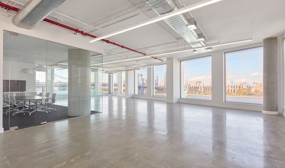 More Photos Of 10 Grand St, Brooklyn Office For Lease