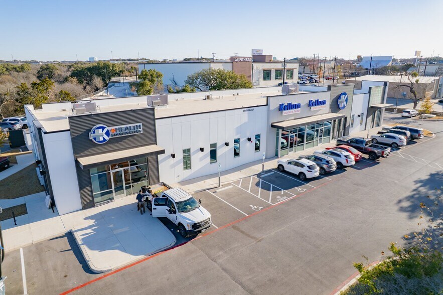 Primary Photo Of 9955 Braun Rd, Helotes Medical For Sale