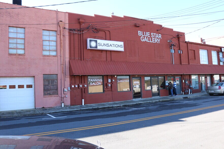 More Photos Of 24-28 S East St, Jasper Storefront Retail Residential For Lease