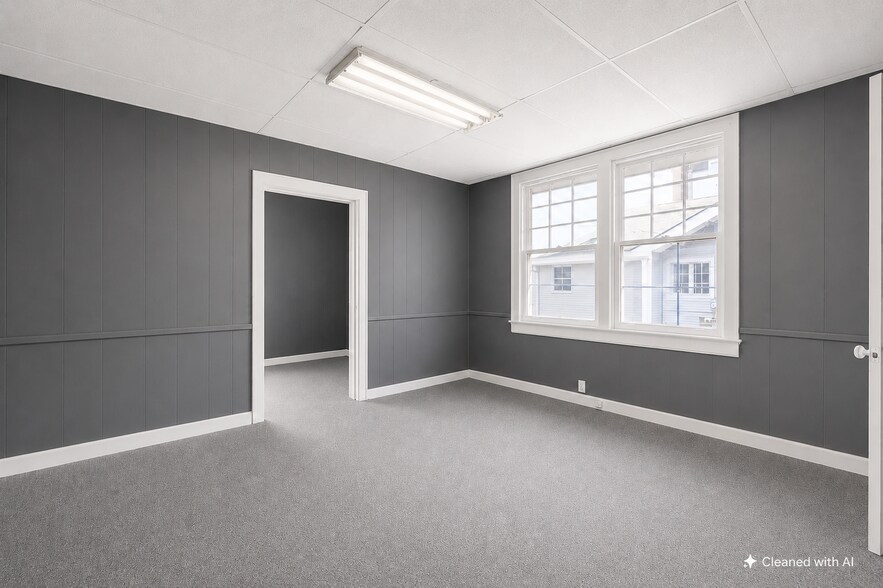 More Photos Of 2507 McCallie Ave, Chattanooga Office Residential For Sale