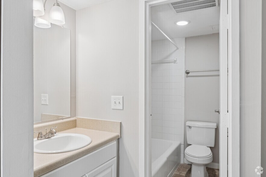 More Photos Of 600 Martin Luther King Jr Blvd, Chapel Hill Apartments For Sale