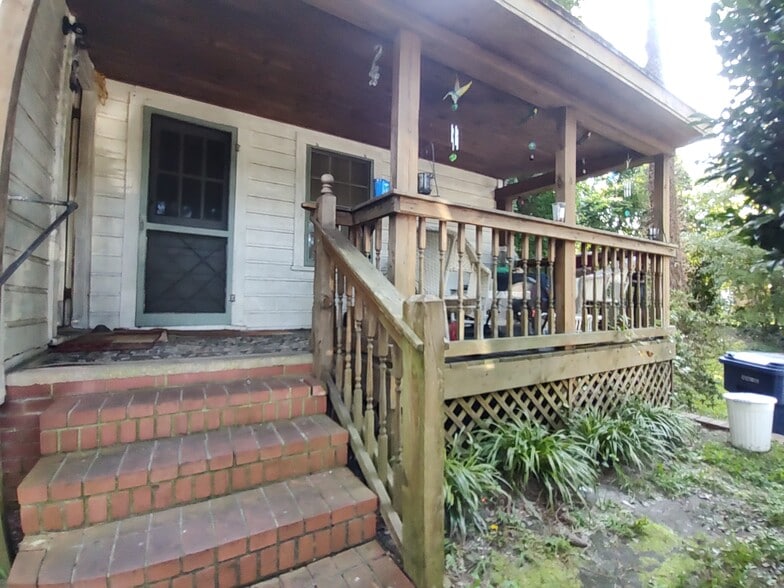 More Photos Of 406 Courtland Dr, Sanford Land For Sale