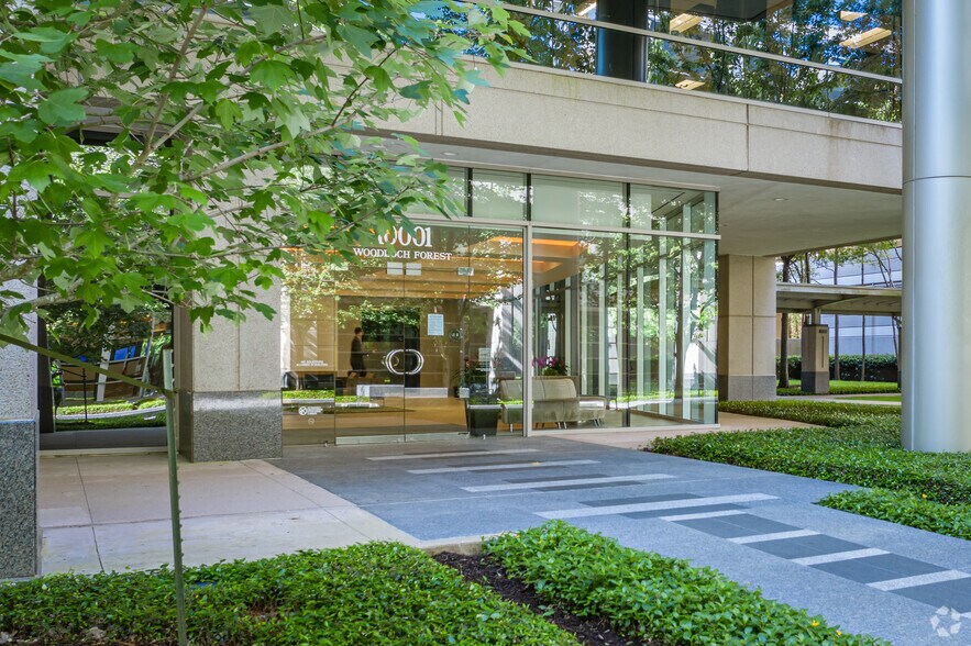 More Photos Of 10001 Woodloch Forest Dr, The Woodlands Office For Lease