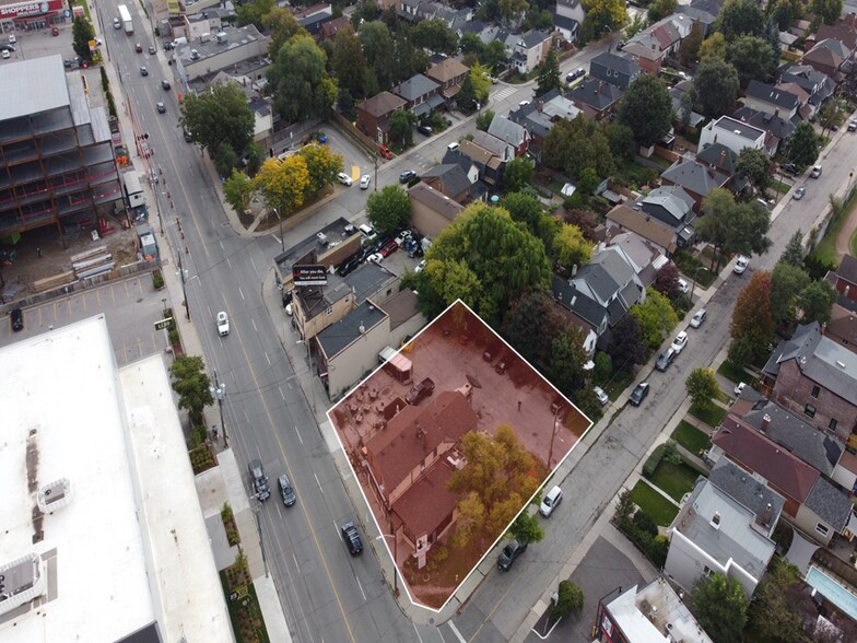 More Photos Of 3513 Dundas St, Toronto Restaurant For Sale