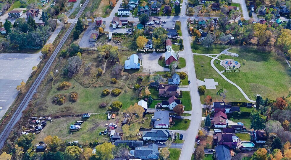 More Photos Of 925A Church Dr, Innisfil Land For Sale