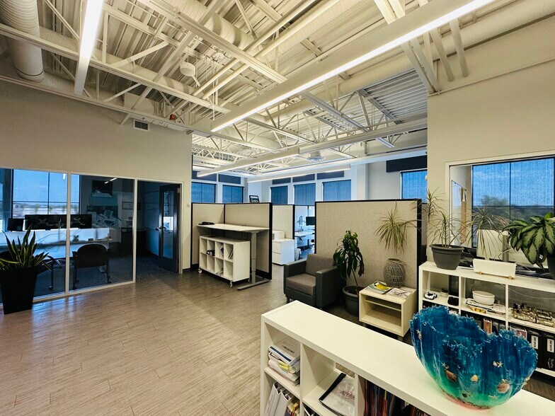 More Photos Of 10514 67 Av, Grande Prairie Office For Sale