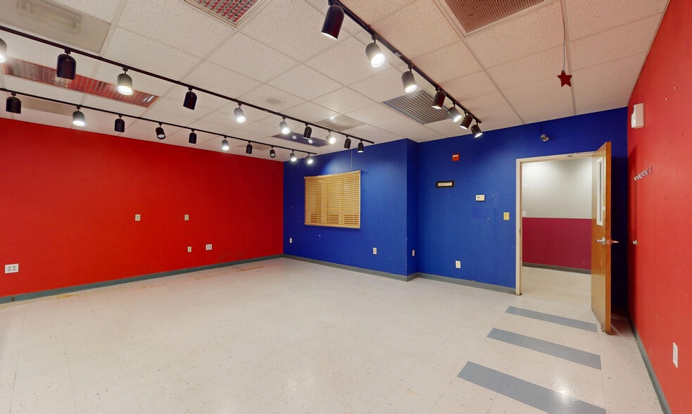 More Photos Of 3767 E Grant Rd, Tucson Office For Sale