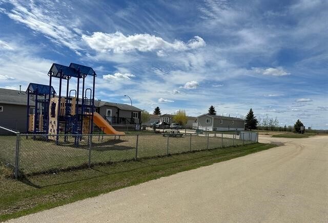 More Photos Of 2501 41 Av, Athabasca Manufactured Housing Mobile Home Park For Sale