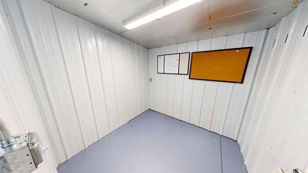 More Photos Of 1541 State Route 7, Gallipolis Flex For Lease