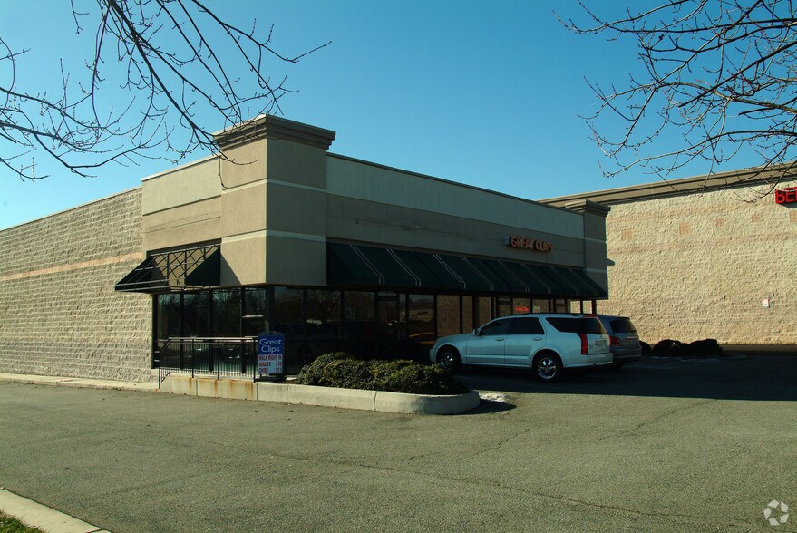 More Photos Of 11609-11647 Midlothian Tpke, Richmond Unknown For Lease