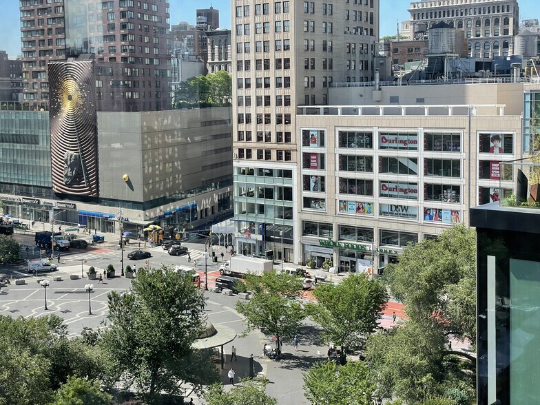More Photos Of 19 Union Sq W, New York Office For Lease