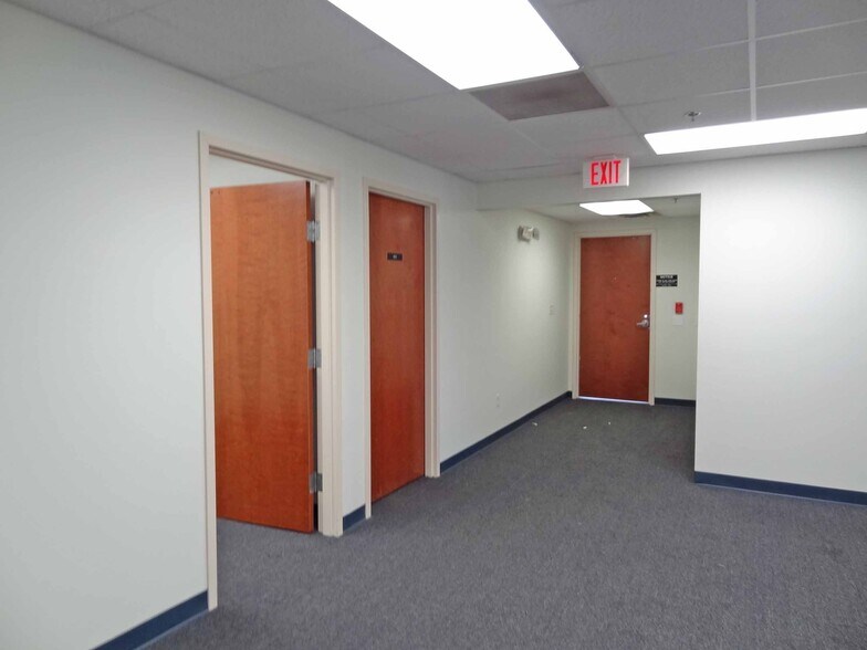 More Photos Of 1311-1319 Pineview Dr, Morgantown Medical For Lease