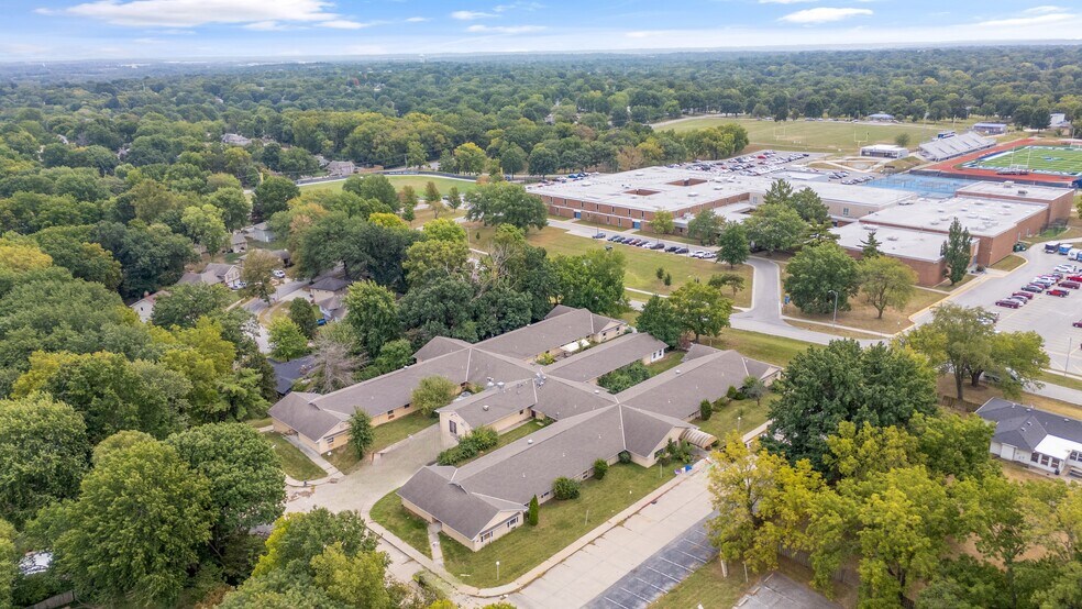 More Photos Of 724 NE 79th Ter, Kansas City Skilled Nursing Facility For Sale