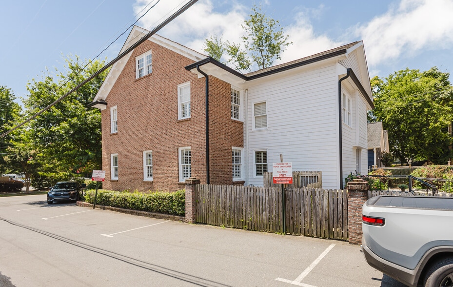 More Photos Of 1814 Euclid Ave, Charlotte Office For Lease