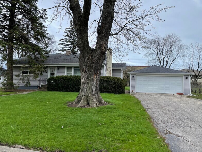 More Photos Of 511 Rockland Rd, Lake Bluff Land For Sale