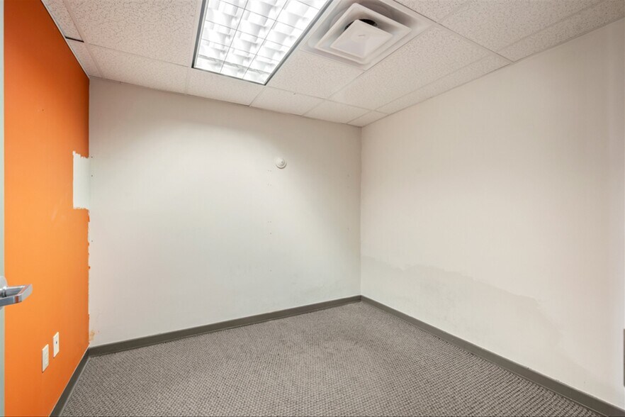 More Photos Of 260 Broadway, Saratoga Springs Coworking Space