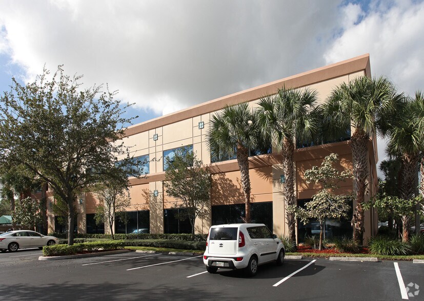 More Photos Of 6700 NW Broken Sound Pky, Boca Raton Office For Sale
