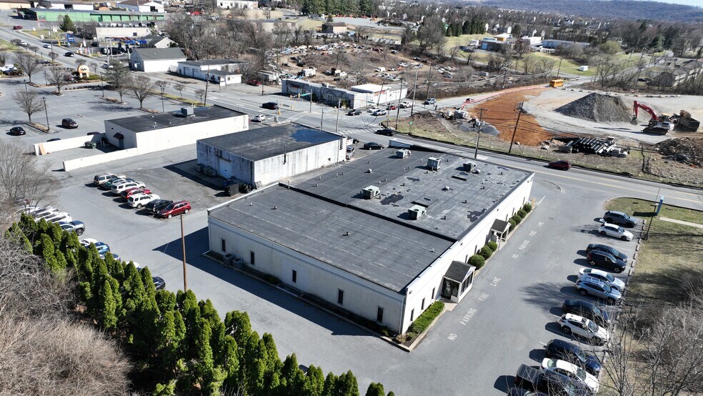 More Photos Of 4379 Easton Ave, Bethlehem Office For Sale