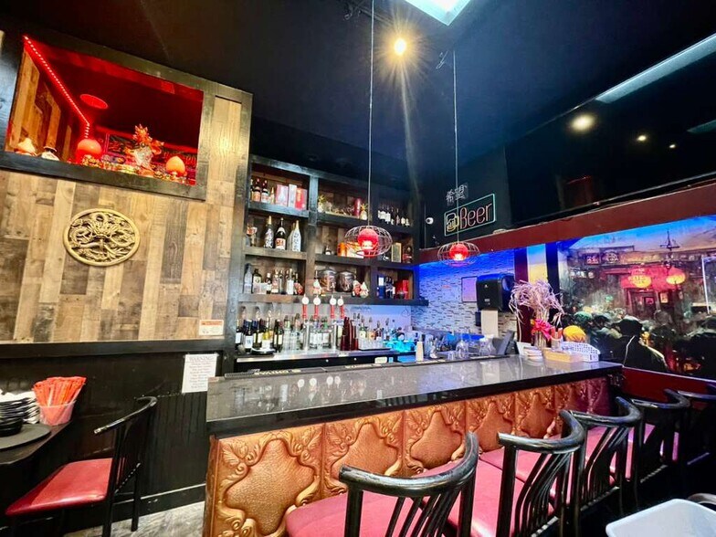 More Photos Of 366 8th St, Oakland Restaurant For Sale