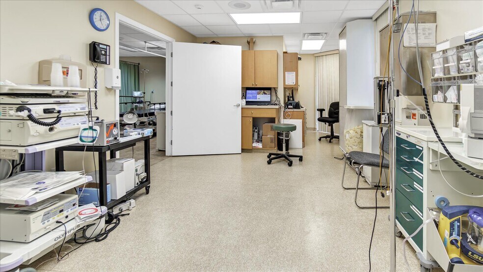 More Photos Of 1174 Route 112, Port Jefferson Station Medical For Lease