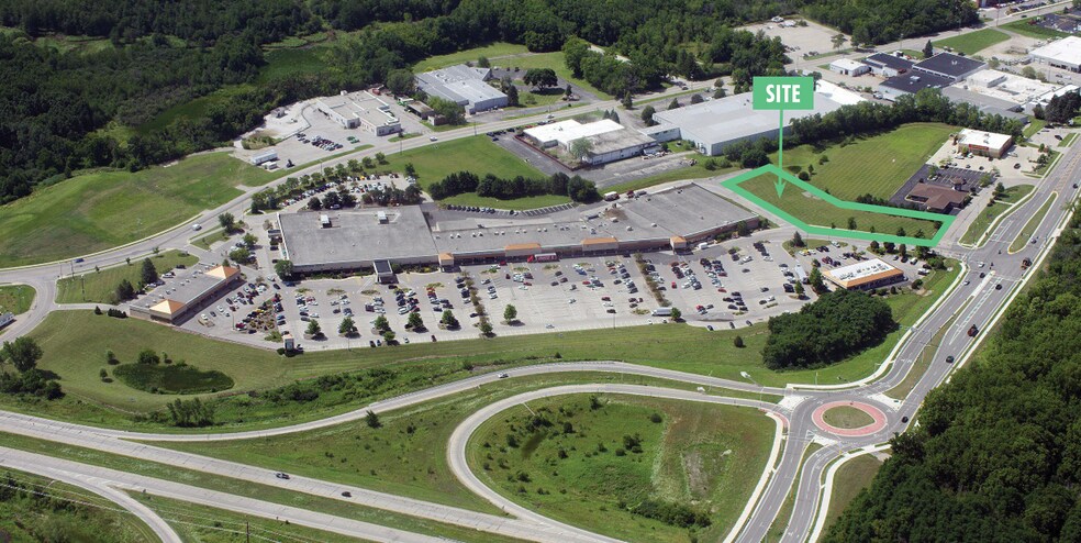 More Photos Of 88 E Geneva Sq, Lake Geneva General Retail For Lease