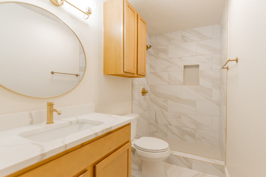 More Photos Of 701 W Highpoint Dr, Stillwater Apartments For Sale